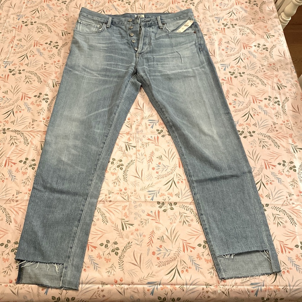 Citizens of Humanity size 28